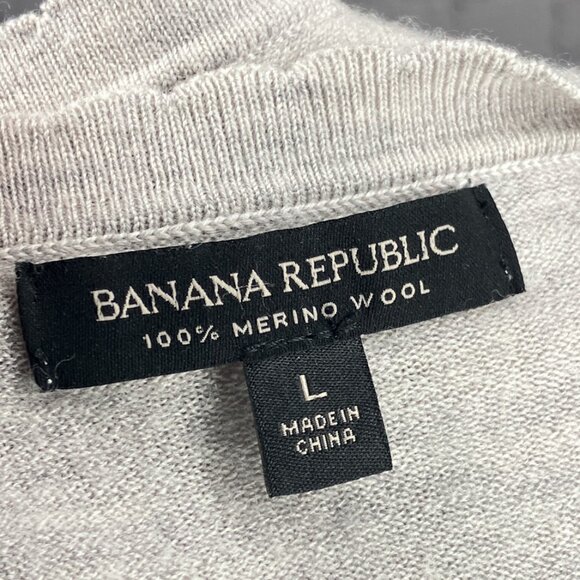 Banana Republic Large L Gray 100% Merino Wool Scalloped Trim Pullover Sweater‎ - Picture 3 of 3